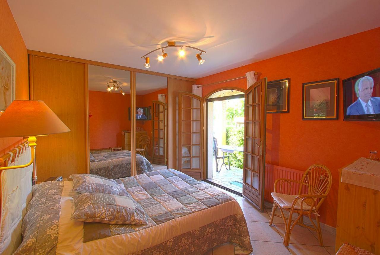 La Planquette Bed & Breakfast Castelnou Exterior photo